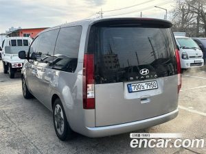 Hyundai Staria L3.5 Tourer 11-Seater 2025 года из Южной Кореи