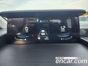 Hyundai Staria L3.5 Tourer 11-Seater 2025 года из Южной Кореи