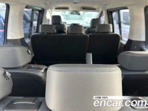 Hyundai Staria L3.5 Tourer 11-Seater 2025 года из Южной Кореи