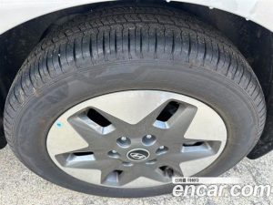 Hyundai Staria L3.5 Tourer 11-Seater 2025 года из Южной Кореи