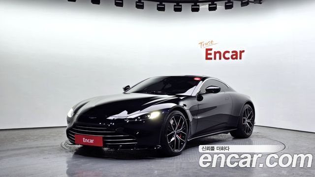 Astonmartin Vantage 4.0 V8 Coupe 2023 года из Кореи