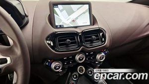Astonmartin Vantage 4.0 V8 Coupe 2023 года из Южной Кореи