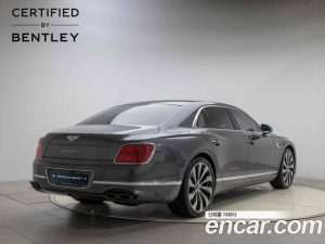 Bentley Flying Spur 4.0 Azure 2024 года из Южной Кореи