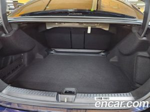Mercedes-Benz E-Class E300 4MATIC Exclusive 2024 года из Южной Кореи