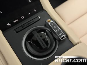 Porsche Taycan Turbo CROSS TURISMO 2024 года из Южной Кореи