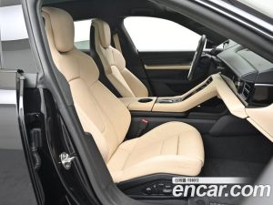 Porsche Taycan Turbo CROSS TURISMO 2024 года из Южной Кореи