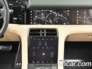 Porsche Taycan Turbo CROSS TURISMO 2024 года из Южной Кореи