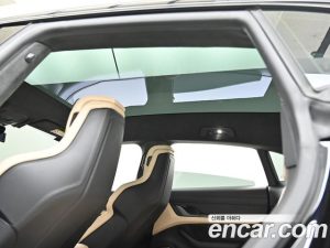 Porsche Taycan Turbo CROSS TURISMO 2024 года из Южной Кореи