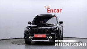 Mini Countryman ALL4 CLASSIC COMFORT PACK 2023 года из Южной Кореи