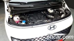 Hyundai Staria L3.5 Lounge 7-Seater 2025 года из Южной Кореи