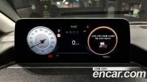 Hyundai Staria L3.5 Lounge 7-Seater 2025 года из Южной Кореи