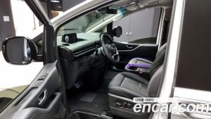 Hyundai Staria L3.5 Lounge 7-Seater 2025 года из Южной Кореи