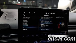 Hyundai Staria L3.5 Lounge 7-Seater 2025 года из Южной Кореи