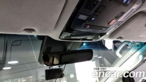 Hyundai Staria L3.5 Lounge 7-Seater 2025 года из Южной Кореи