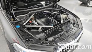 BMW X5 xDrive 30d xLine 2023 года из Южной Кореи