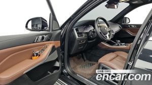BMW X5 xDrive 30d xLine 2023 года из Южной Кореи