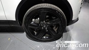 Land Rover Discovery P360 Dynamic HSE 2024 года из Южной Кореи