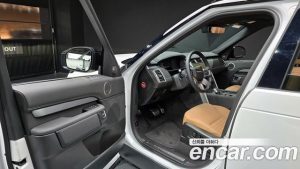 Land Rover Discovery P360 Dynamic HSE 2024 года из Южной Кореи