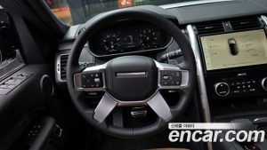 Land Rover Discovery P360 Dynamic HSE 2024 года из Южной Кореи