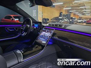 Mercedes-Benz S-Class S500L 4MATIC 2024 года из Южной Кореи