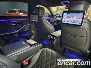 Mercedes-Benz S-Class S500L 4MATIC 2024 года из Южной Кореи