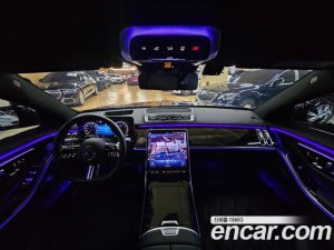 Mercedes-Benz S-Class S500L 4MATIC 2024 года из Южной Кореи