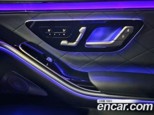 Mercedes-Benz S-Class S500L 4MATIC 2024 года из Южной Кореи