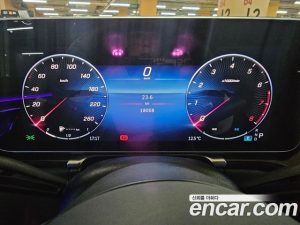 Mercedes-Benz S-Class S500L 4MATIC 2024 года из Южной Кореи