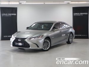 Lexus ES Luxury Plus 2025 года из Южной Кореи