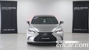 Lexus ES Luxury Plus 2025 года из Южной Кореи