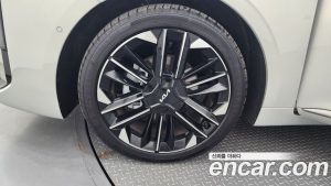 Kia K8 Noblesse 2025 года из Южной Кореи