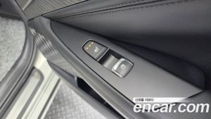 Kia K8 Noblesse 2025 года из Южной Кореи