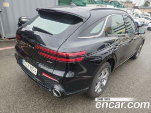 Genesis GV70 2.5T Бензин AWD 2024 года из Южной Кореи