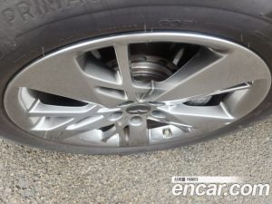 Genesis GV70 2.5T Бензин AWD 2024 года из Южной Кореи