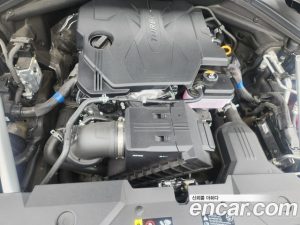 Genesis GV70 2.5T Бензин AWD 2024 года из Южной Кореи