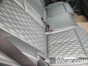 Genesis GV70 2.5T Бензин AWD 2024 года из Южной Кореи