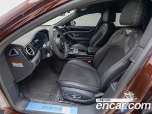 Bentley Flying Spur 4.0 S 2024 года из Южной Кореи