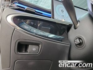 Genesis GV70 2.5T Бензин 2WD 2025 года из Южной Кореи