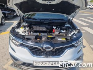 Renault-KoreaSamsung QM6 2.0 LPe RE Signature 2WD 2023 года из Южной Кореи
