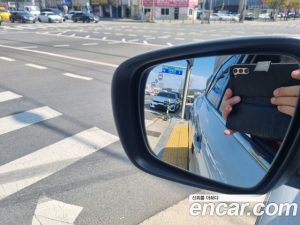 Renault-KoreaSamsung QM6 2.0 LPe RE Signature 2WD 2023 года из Южной Кореи