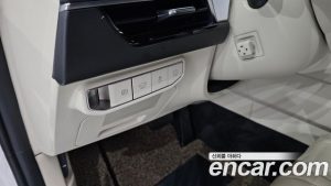 Kia K8 Noblesse 2025 года из Южной Кореи