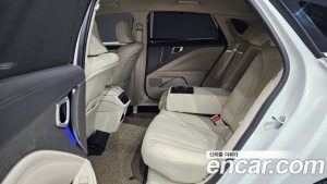 Kia K8 Noblesse 2025 года из Южной Кореи