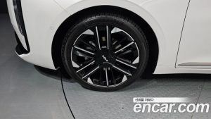 Kia K8 Noblesse 2025 года из Южной Кореи