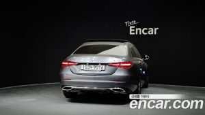 Mercedes-Benz C-Class C300 4MATIC Avantgarde 2024 года из Южной Кореи