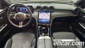 Mercedes-Benz C-Class C300 4MATIC Avantgarde 2024 года из Южной Кореи