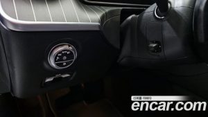 Mercedes-Benz C-Class C300 4MATIC Avantgarde 2024 года из Южной Кореи