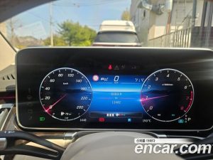 Mercedes-Benz S-Class S500L 4MATIC 2024 года из Южной Кореи