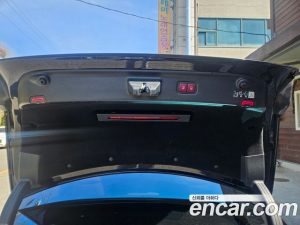 Mercedes-Benz S-Class S500L 4MATIC 2024 года из Южной Кореи