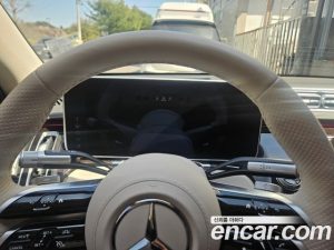 Mercedes-Benz S-Class S500L 4MATIC 2024 года из Южной Кореи