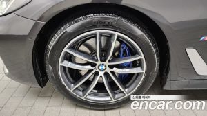 BMW 5-Series 520i M Sport 2023 года из Южной Кореи